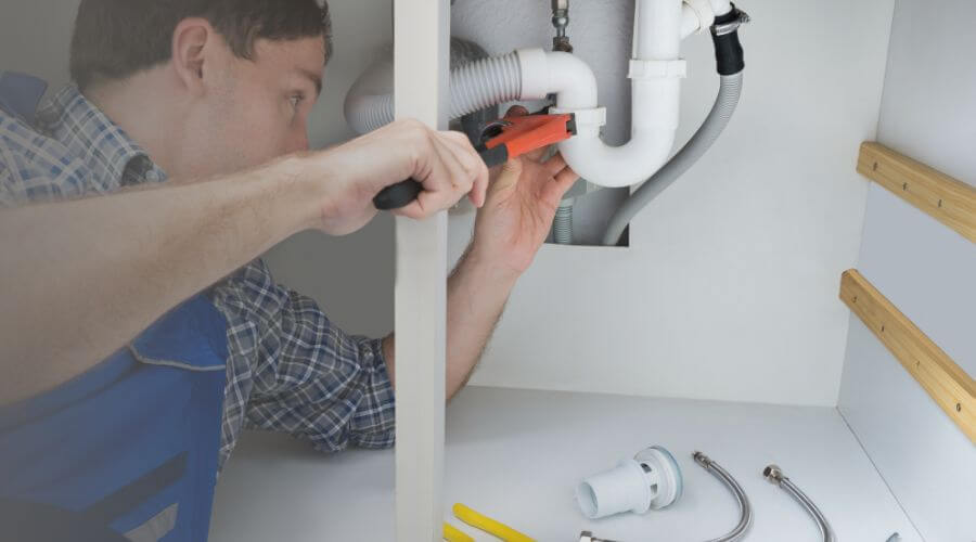 Local tankless water heater installation in Lovejoy, IL